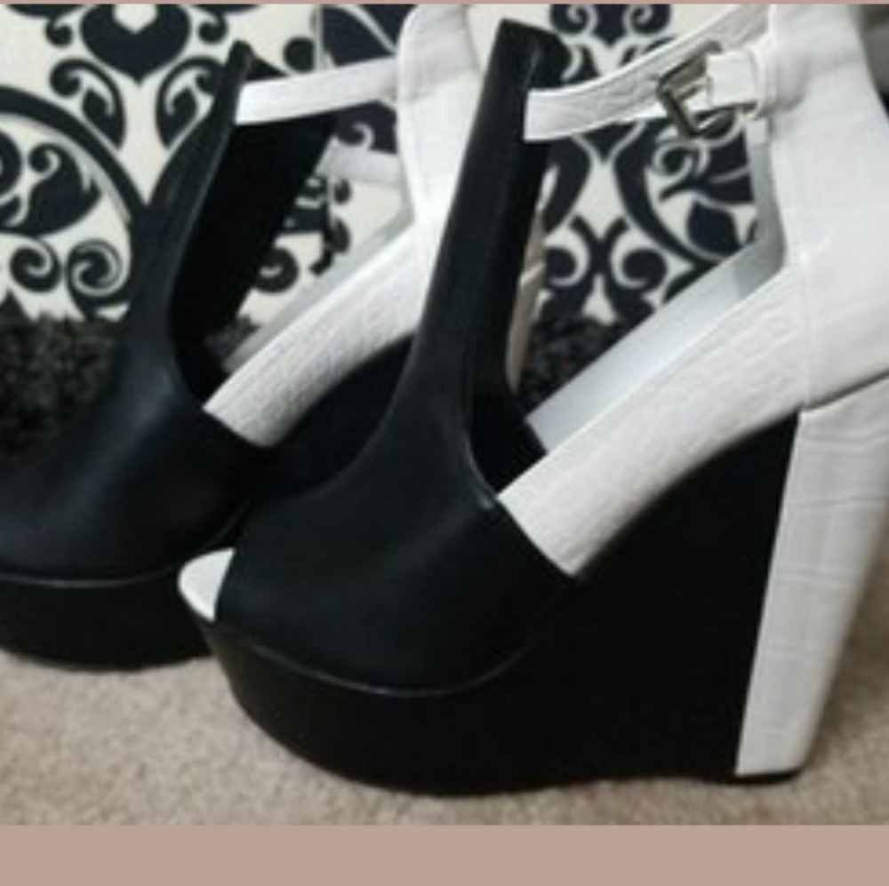 Cute color block wedges